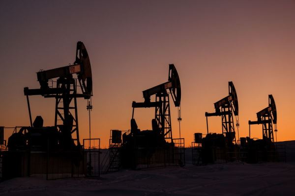 Правительство хочет ограничить скидку нефти Urals к Brent. Что это значит 